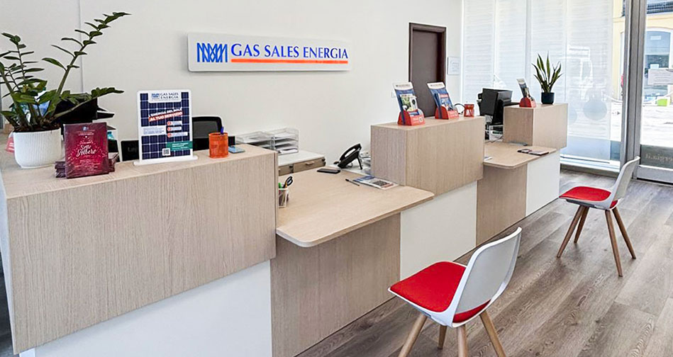 Interni sportello gas sales energia parma