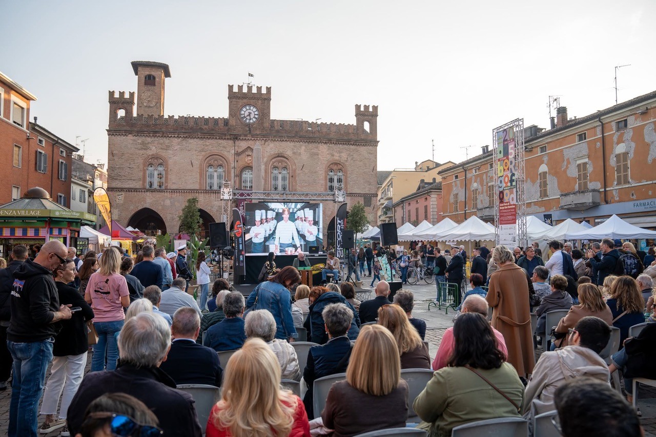 Nel cuore della Fiera di San Donnino, batte l&rsquo;energia di Gas Sales